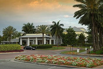 lucaya resort